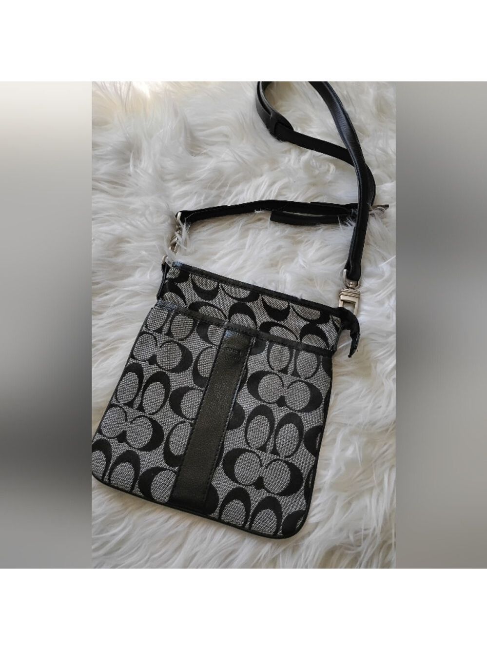 Coach Signature Crossbody Bag. North/South Swingpack model.